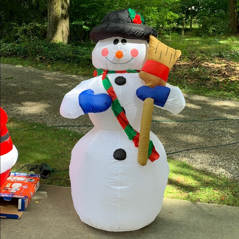4 Ft. Indoor Snowman Blowup